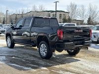 AMVIC Licensed Dealer * Duramax Diesel * Bose Sound System * Heated Front Seats * Power Sunroof * Po... (image 4)
