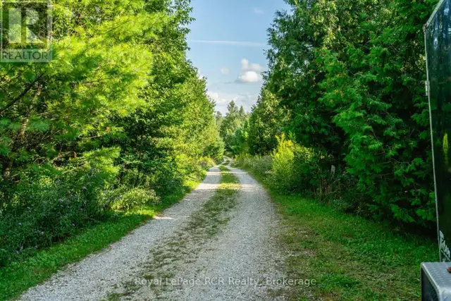 323199 DURHAM ROAD E West Grey, Ontario in Houses for Sale in Owen Sound - Image 10