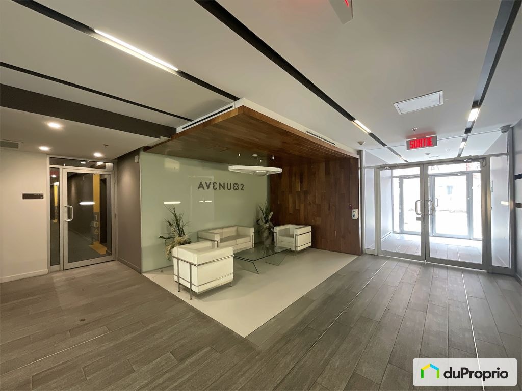32e avenue — photo 3