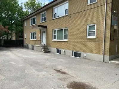 Beautifully maintained building with common laundry. Located conveniently down town with available p...