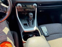 2019 TOYOTA RAV4 XLE AWD PKG PHENOMENAL SHAPE ADAPTIVE CRUISE LANE ASSIST BLIND SPOT SMART INTEGRATI... (image 9)