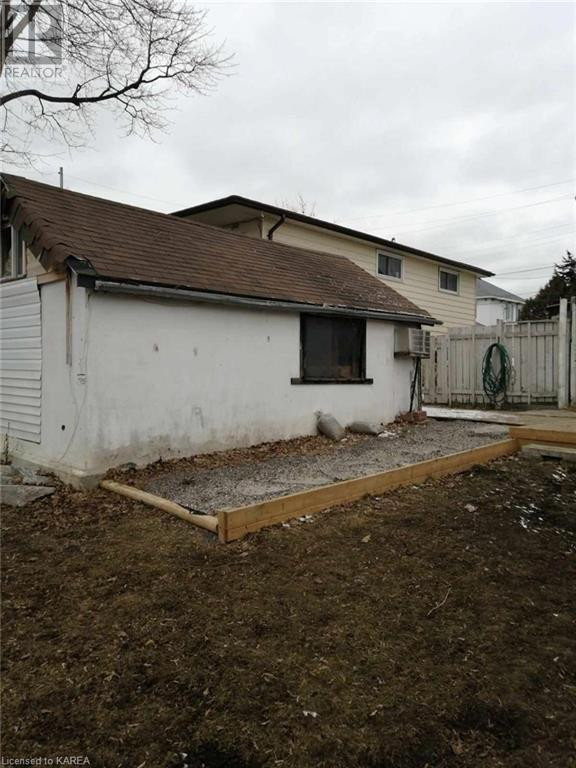 424 MAIN Street Deseronto, Ontario in Houses for Sale in Trenton - Image 4