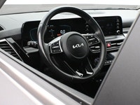 Android Auto / Apple CarPlay, Leather, Heated Seats and so much more!! Kijiji Engine: 4 Cylinder Eng... (image 6)