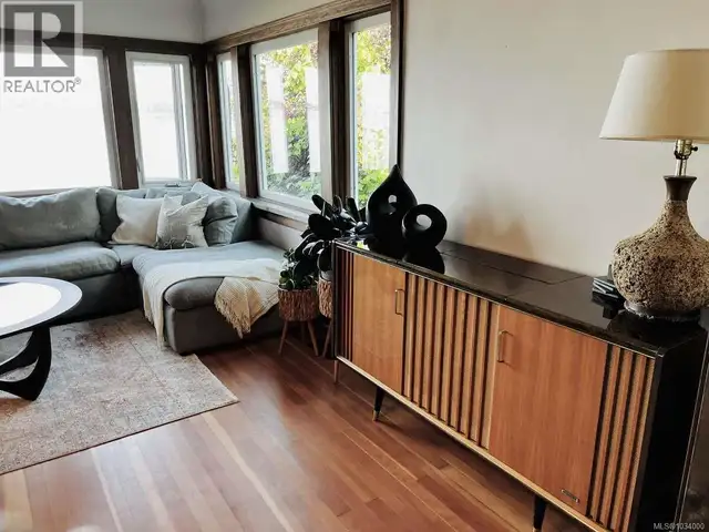 5696 Island Hwy S Union Bay, British Columbia in Houses for Sale in Comox / Courtenay / Cumberland - Image 19