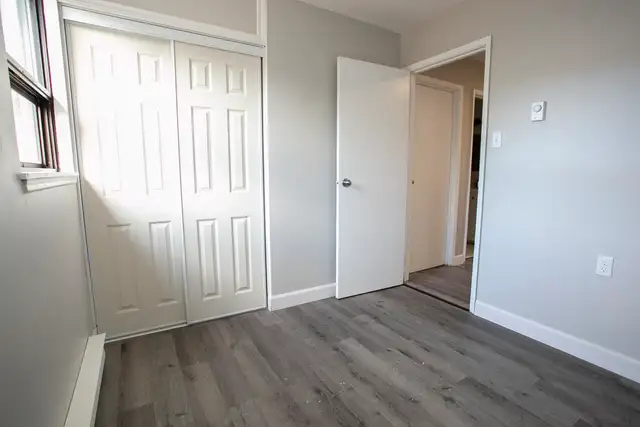 Crystal Heights Townhouses - Renovated 3 Bedroom Townhouse House in Long Term Rentals in Sault Ste. Marie - Image 12