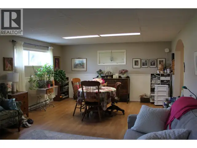 119 2nd Avenue NW Nakusp, British Columbia in Houses for Sale in Nelson - Image 25