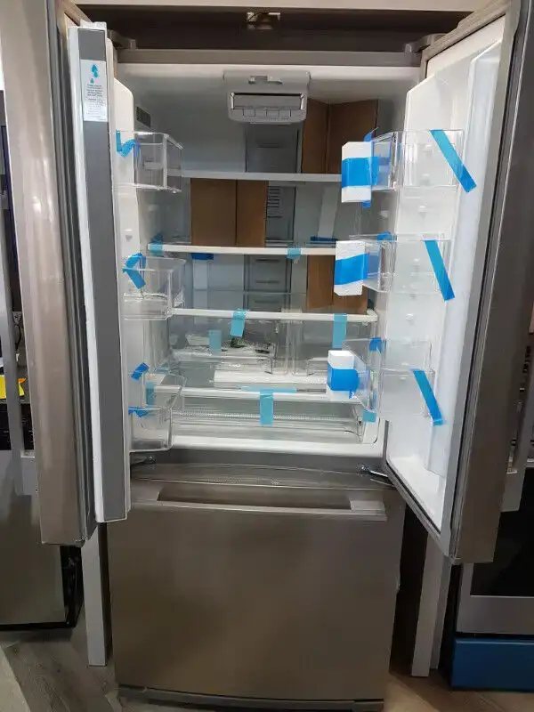 Fridge and Freezer. Stainless. French Doors. in Refrigerators in City of Toronto - Image 4