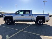 Turbocharged,Tow Hitch,Four Wheel Drive,Power Steering,4-Wheel Disc Brakes,Brake Assist,ABS,HD Radio... (image 4)