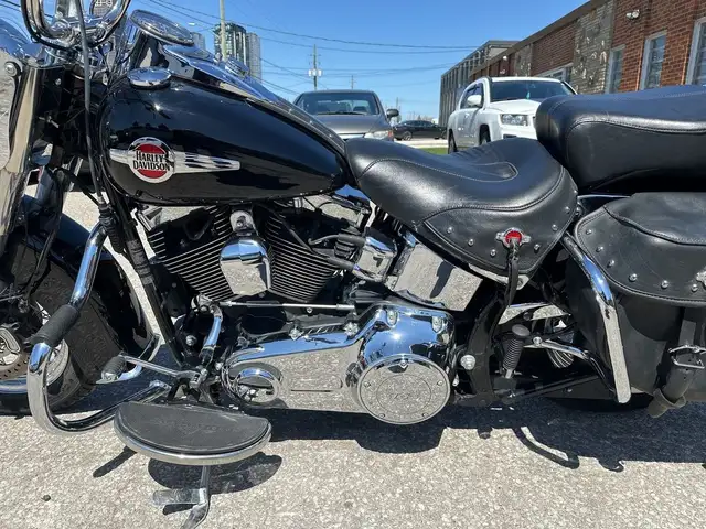 2017 Harley-Davidson Heritage Softail Classic ~ HERITAGE SOFTAIL in Street, Cruisers & Choppers in City of Toronto - Image 18