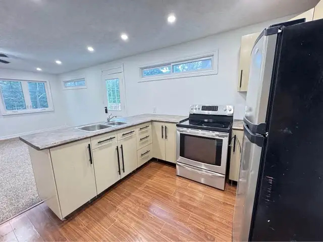 741 Trinity Street Innisfil in Long Term Rentals in Barrie - Image 8