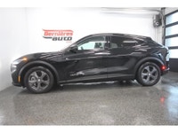 AUTONOMIE DE 360 KM. GARANTIE PROLONGÉE DISPONIBLE SUR PLACE. Véhicule inspecté avec rapport Carfax.... (image 4)