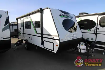 MVSA #40458 ALL TYPES OF CREDIT ACCEPTED Specifications and Features: Exterior Height: 9' 10 Exterio...