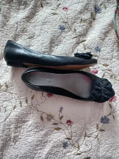 Nine West super cute flats sz 7.5 - $25 KDB leather dress shoes sz 7 -$25 Nine West block heel dress...