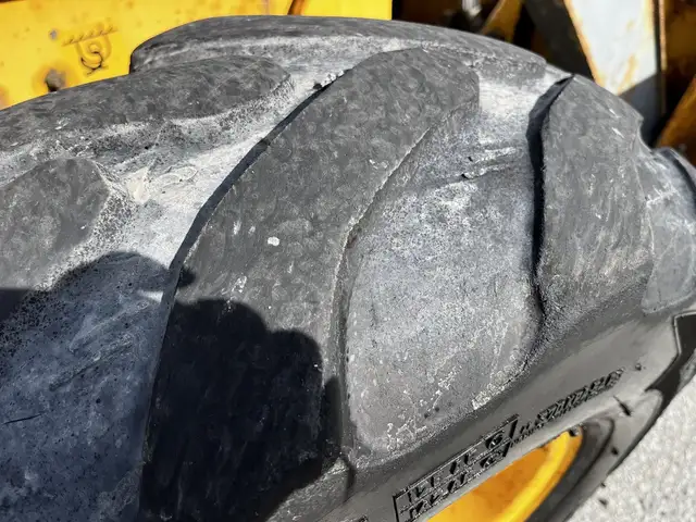 2010 John Deere 310SJ 4x4 Wheel Loader Extended Hoe 4 in 1 92 in in Heavy Trucks in Edmonton - Image 54