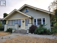 727 WINNIPEG Street Penticton, British Columbia