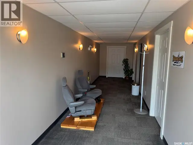 102 Sims AVENUE Weyburn, Saskatchewan in Commercial & Office Space for Sale in Regina - Image 24