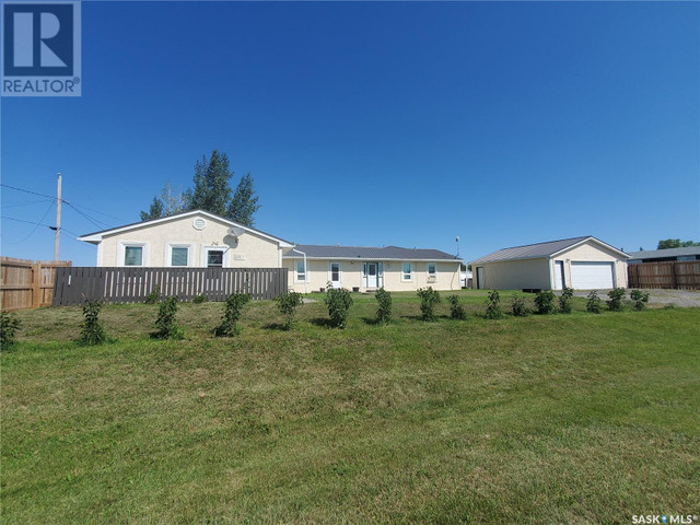 301 Assiniboia AVENUE Belle Plaine, Saskatchewan in Houses for Sale in Regina - Image 3
