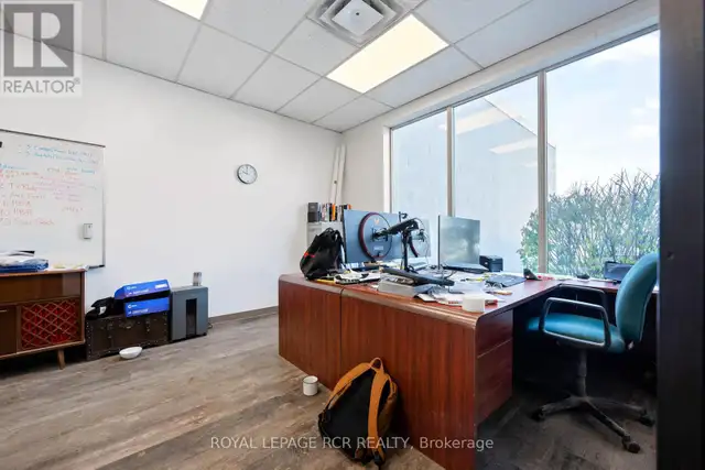 2B - 10 CENTENNIAL ROAD Orangeville, Ontario in Commercial & Office Space for Rent in Oakville / Halton Region - Image 7