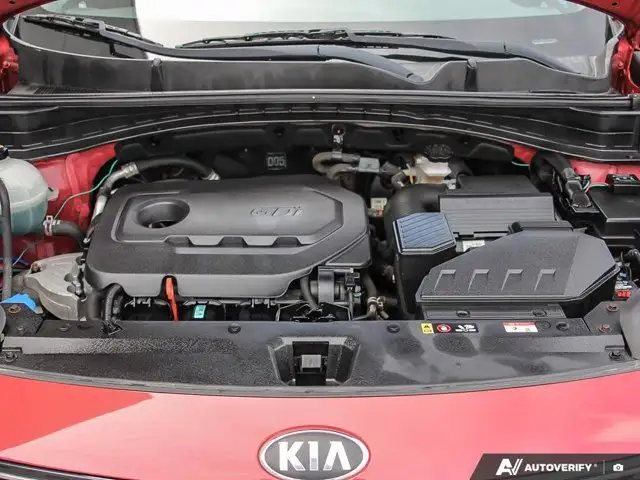 2020 Kia Sportage EX AWD | Apple CarPlay | Blind Spot in Cars & Trucks in London - Image 12