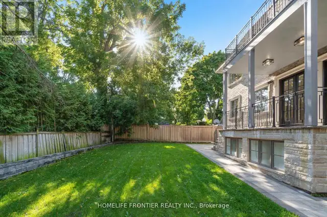 8 VESTA DRIVE Toronto (Forest Hill South), Ontario in Houses for Sale in City of Toronto - Image 40