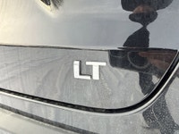 AMVIC Licensed Dealer Find your way to adventures in the sleek and agile 2026 Chevrolet Trax FWD LT,... (image 6)