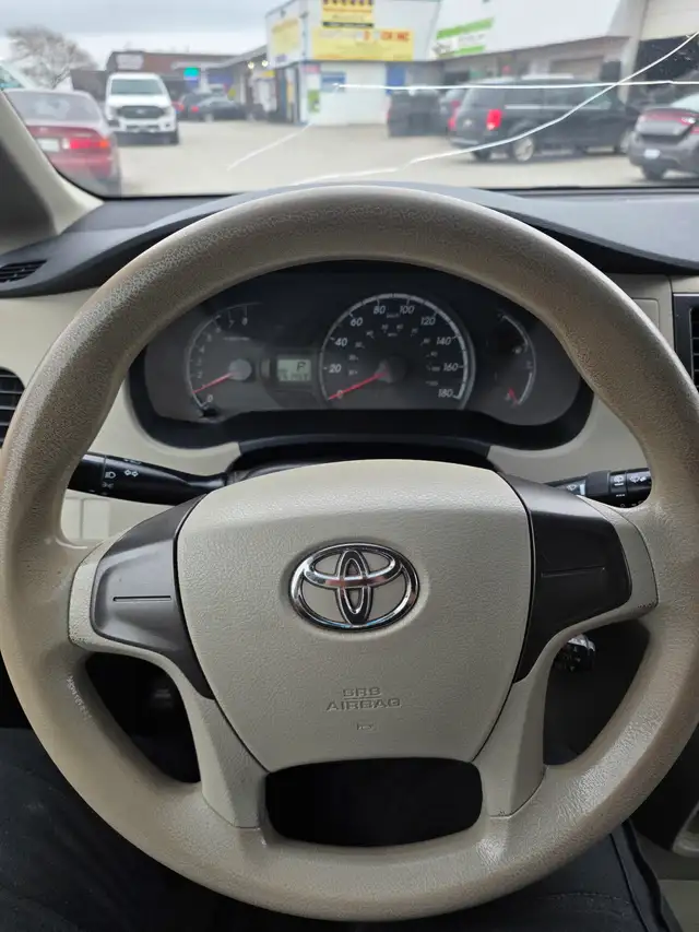 2011 Toyota Sienna Base in Cars & Trucks in City of Toronto - Image 11