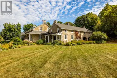 *OPEN HOUSE SUNDAY AUGUST 30 2-4PM* Nestled in the picturesque village of Appleton, this remarkable...