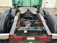 2020 FREIGHTLINER T12664ST;Heavy Duty Trucks - Conventional Truck w/ Sleeper Penske Location 525 MAC... (image 5)