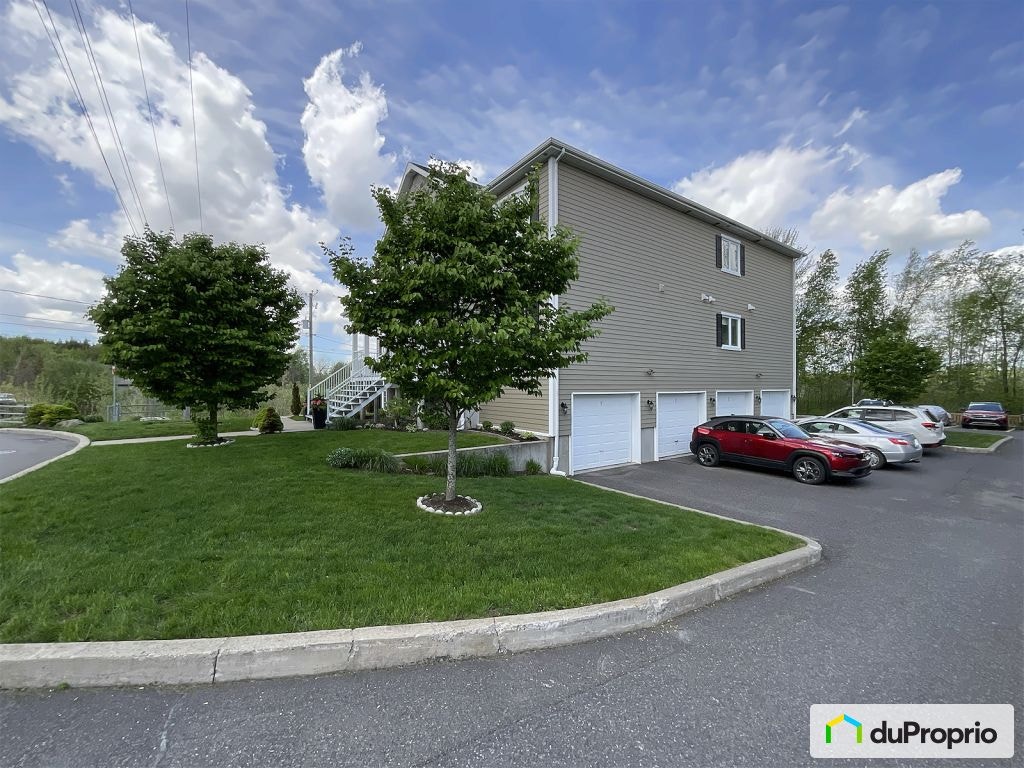 $374,900 - Condominium for sale in Granby — photo 2