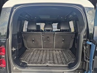 Look at this certified 2023 Land Rover Defender SE 4WD | 3.0L | Leather | Sunroof | Nav | 360 Camera... (image 9)