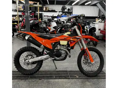 2026 KTM 500 EXC-F KTM 500 EXC-F 2026 STAGE 1 ET 2 DISPONIBLE !!!! 595$ Les photos peuvent être à ti...