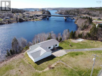 24 Pool Road Sheet Harbour, Nova Scotia