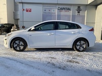 Hyundai Dealer Maintained, Heated Front Seats, Back up Camera, Automatic Headlights, Color Display S... (image 1)
