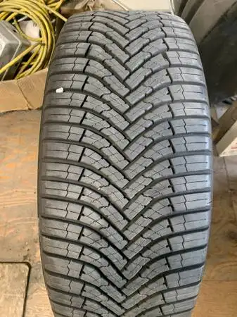 a Brand new take off Goodyear all weather tire with tread as new (1 TIRE ONLY) size 235/50/20 104V M...
