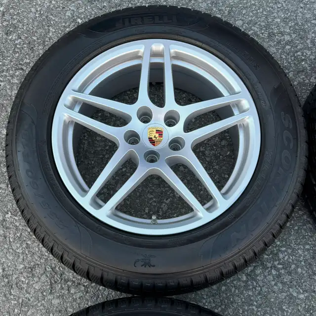 2023 Porsche Macan S 18" Original Rims And Winter Tires in Tires & Rims in City of Toronto - Image 6