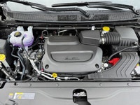 This 2026 CHRYSLER VOYAGER LX has the following options Caprice Leatherette Bucket Seats, Remote Sta... (image 7)