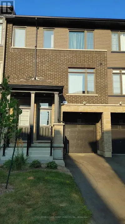 Looking for a spacious rental unit in Paris, Ontario? Look no further than 65-120 Court Drive! This...