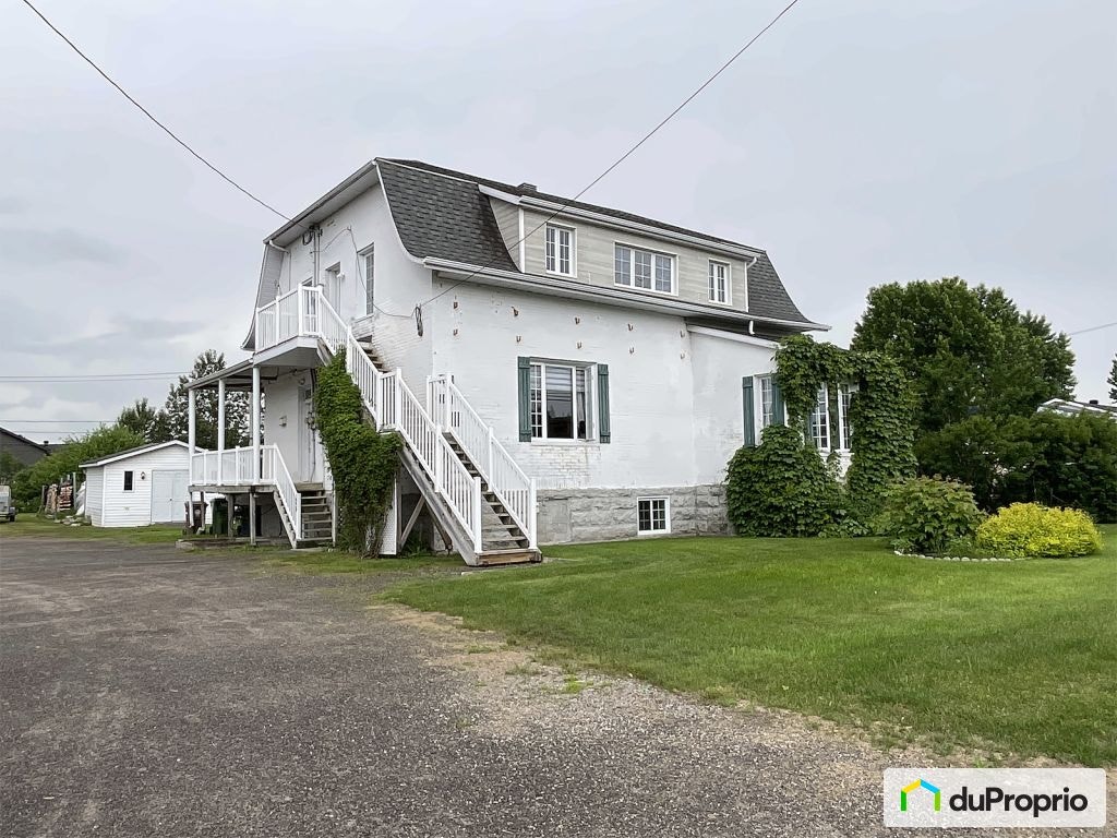 $350,000 - Intergenerational for sale in St-Honore-De-Chicoutimi — photo 1