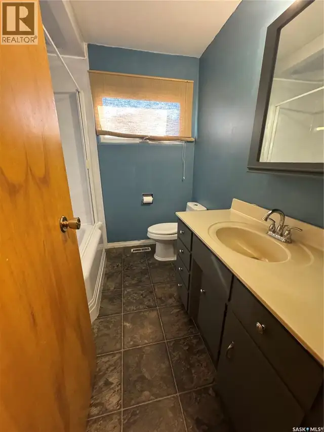 522 1st STREET E Lafleche, Saskatchewan in Houses for Sale in Moose Jaw - Image 18
