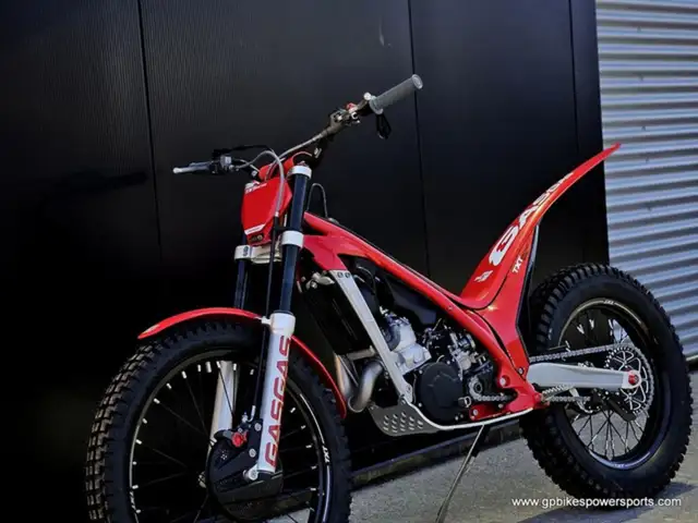2025 Gas Gas TXT Racing 300 in Dirt Bikes & Motocross in Oshawa / Durham Region - Image 6