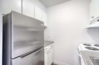 Visitez notre site Web : https://www.capreit.ca/fr/appartements-a-louer/montreal-qc/le-1350-dufort-a... (image 8)
