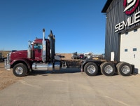 2020 Peterbilt 367 Tri Drive Logging Truck with Scales KMS: 228,363 HRS: 5,822 Engine: Cummins X15 5... (image 6)