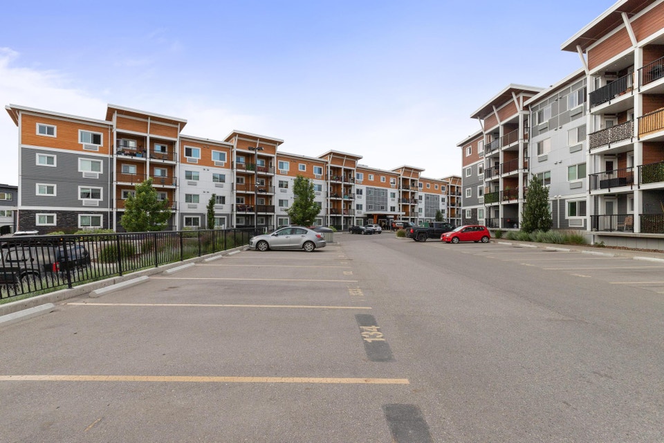 Carrington Ridge Apartments - Purcell Apartment for Rent - West 4