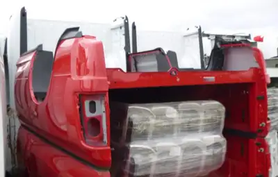 Dodge Ram 2500/3500 - 2019-2025 2019 - 2025 Dodge Ram HD 2500/3500 SRW 8' Red Take off Truck Box, ta...