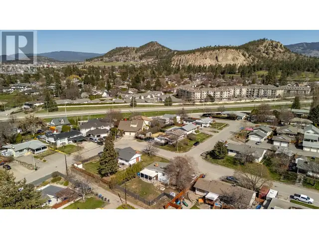 1388 Cherry Crescent W Kelowna, British Columbia in Land for Sale in Penticton - Image 11