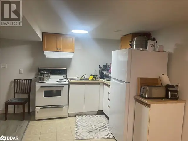 153 CODRINGTON Street Barrie, Ontario63006664207233124