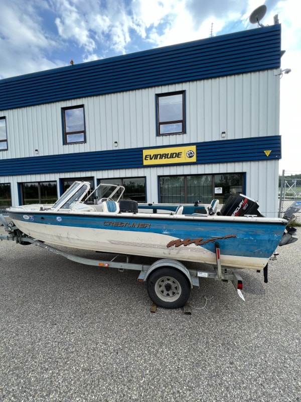 1996 CRESTLINER SPORTFISH 1750 W/ 60HP MERCURY OUTBOARD Powerboats