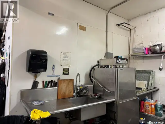 229 Centre STREET Assiniboia, Saskatchewan in Commercial & Office Space for Sale in Moose Jaw - Image 11