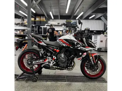 2025 Suzuki GSX-8SM5 Suzuki GSX-8SM5 2025 Les photos peuvent être à titre indicatif et sans inscript...