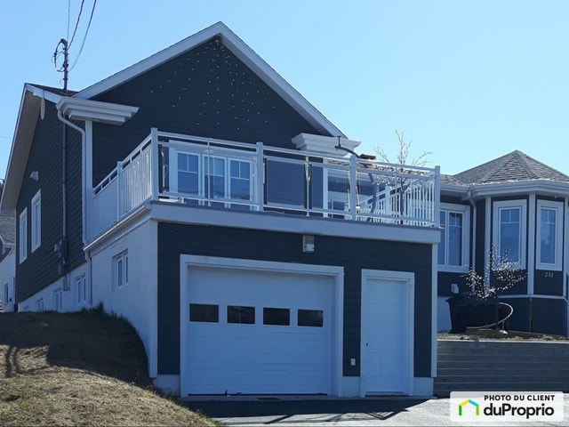 $790,000 - 6 units or more for sale in Gaspe — photo 1